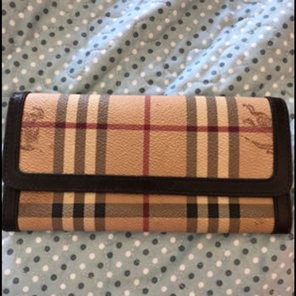 Burberry wallet - Picture 1 of 2